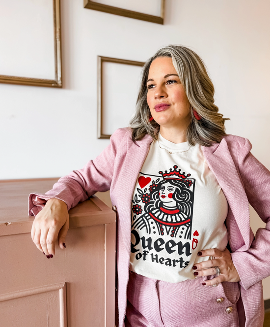 Queen of Hearts Tee