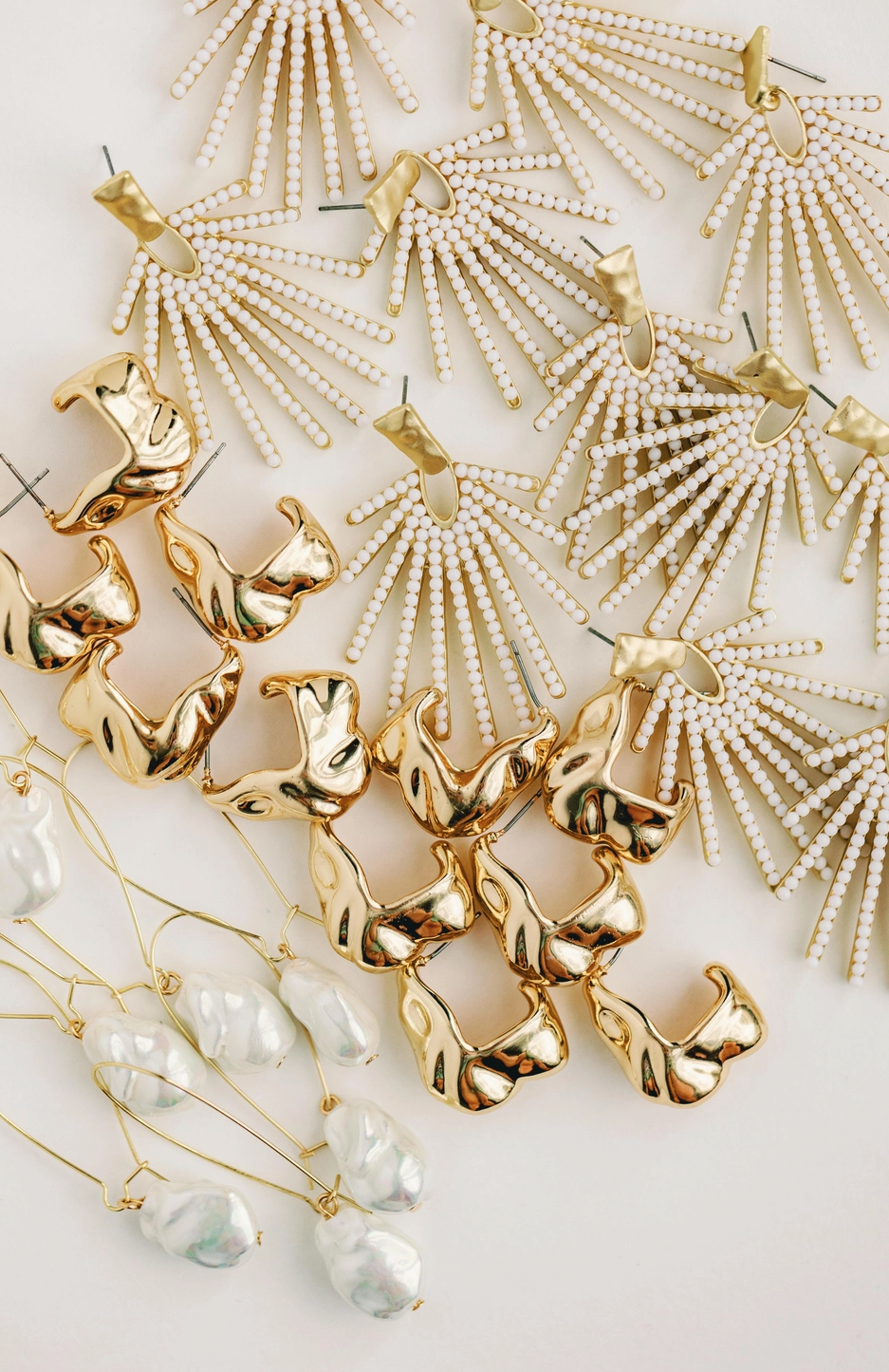 White Sunburst Earring